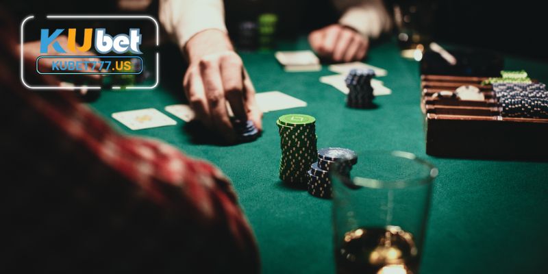 Tìm hiểu game bài đổi thưởng Poker